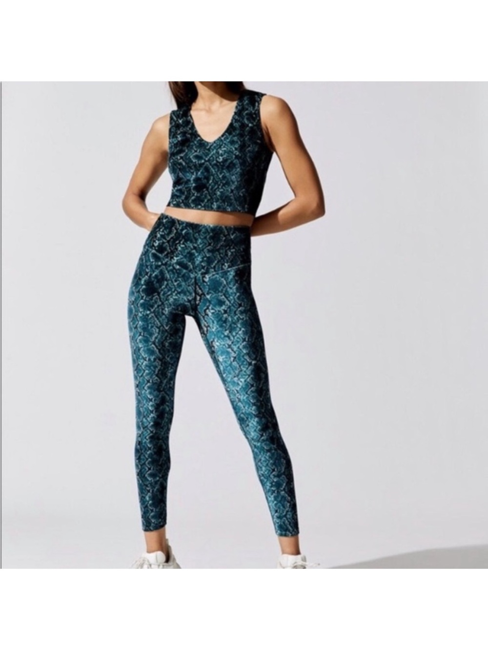 Carbon38 Teal Snake-Print High-Waist Leggings and Tank Top XS